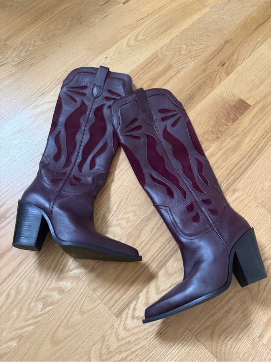 Steve Madden Shoes - Steve Madden Burgundy Western Block Heel Leather Boots